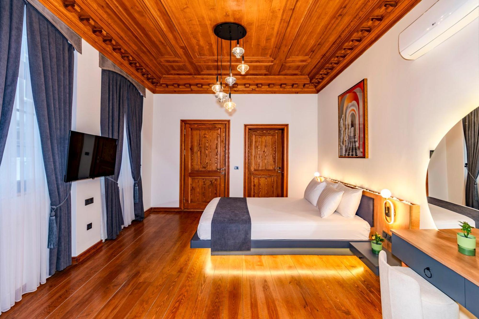 Elmira Pera Hotel & Spa - Special Class Стамбул Экстерьер фото